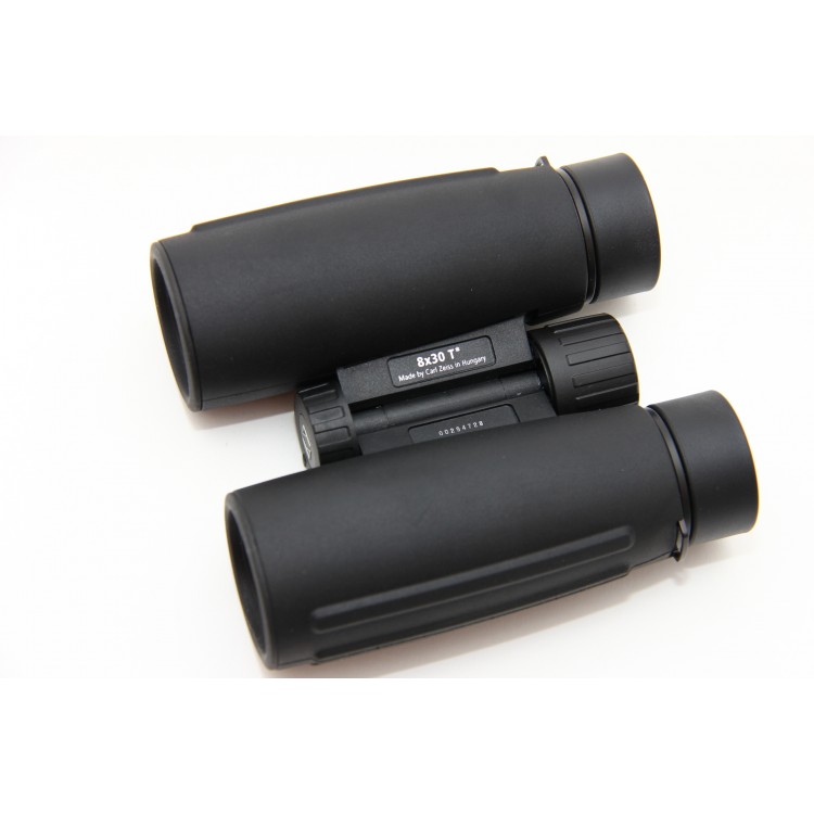 Бінокль Carl Zeiss Conquest 8Х30 T